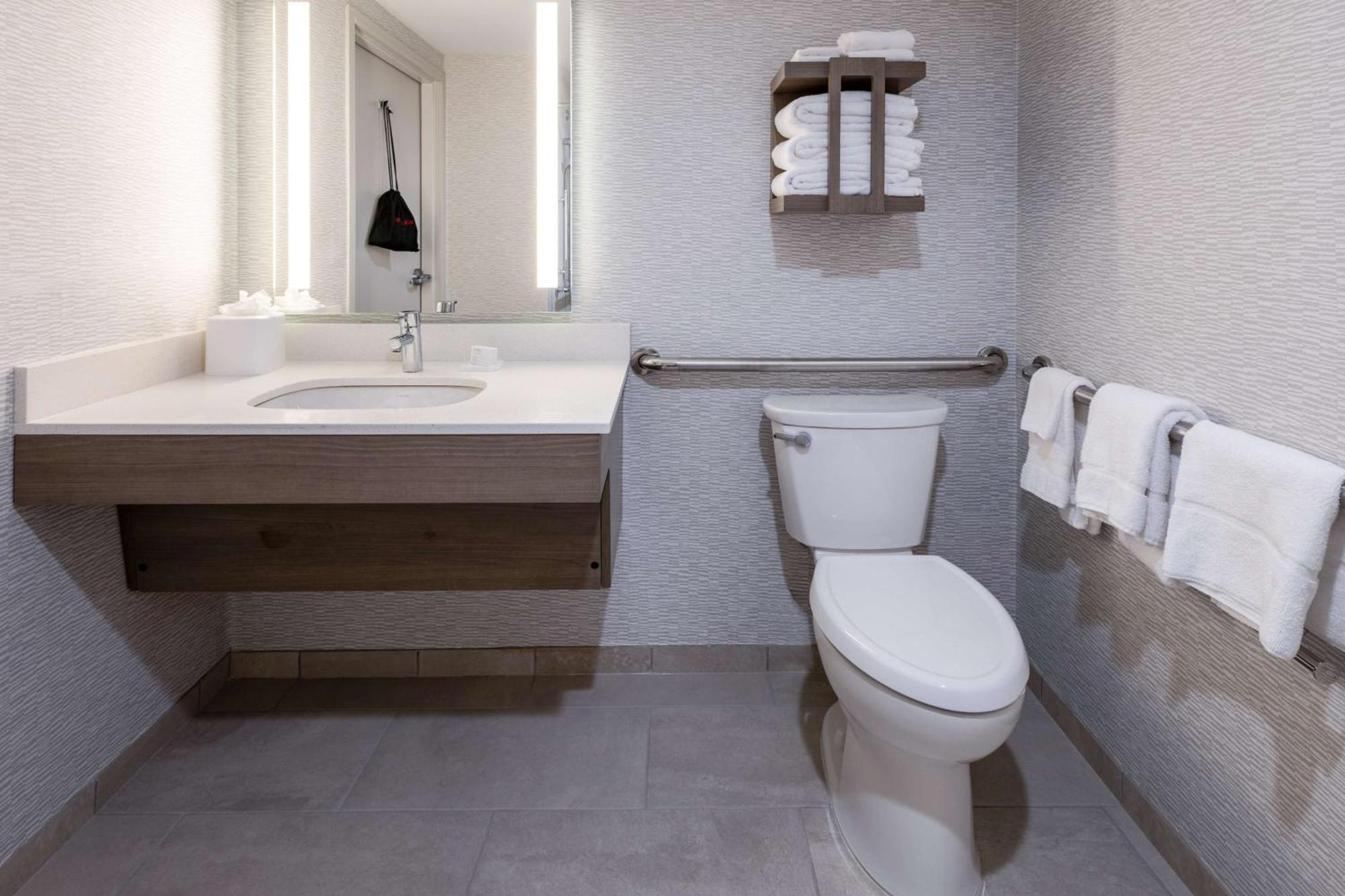 Hampton & Bayside South Sarasota Hotel 3*